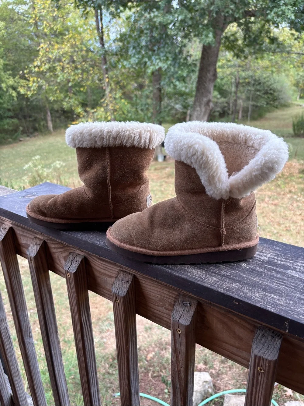 UGG Australia Brown Suede Shearling Boots Kids Size 3 EU 33 Fold Over Cuff